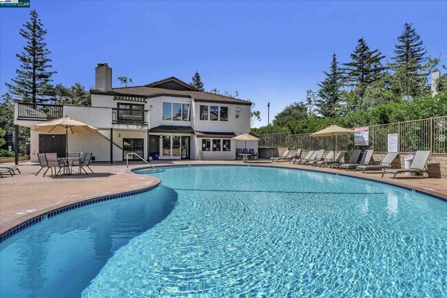Foto del edificio - Nor Cal Realty Inc, 3BD 2 BTH condo ***Mes...