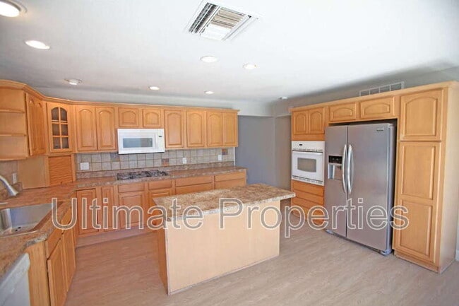 Foto del edificio - 3809 W Crocus Dr