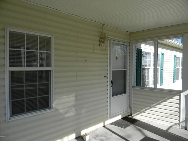 Foto del edificio - 145 Down Home Rd