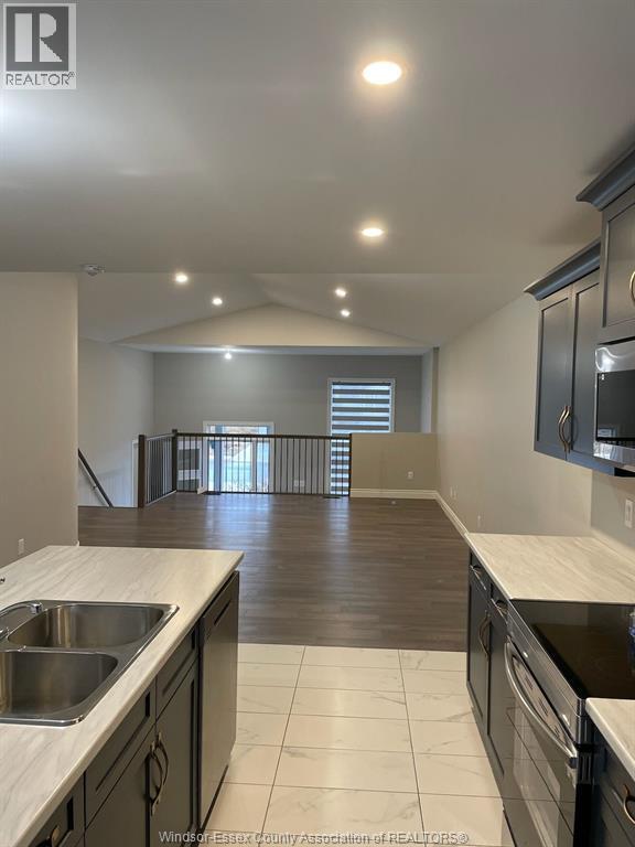 Building Photo - 107 Kingsbridge Dr