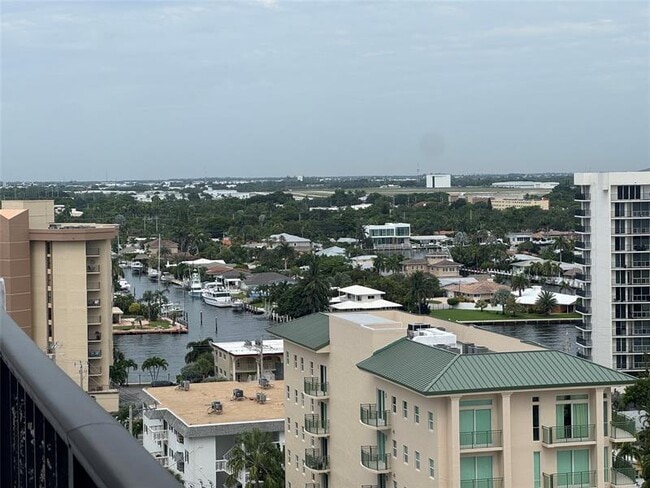 Foto del edificio - 405 N Ocean Blvd