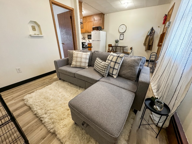 Building Photo - 208 2nd St S