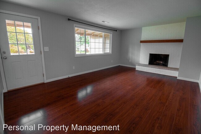 Foto del edificio - 3 br, 2 bath House - 3512 NE 36th Ave