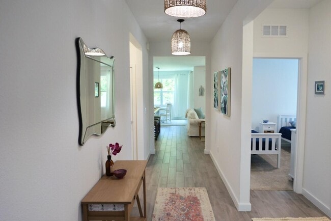Foto del edificio - 1753 NE White Pine Terrace