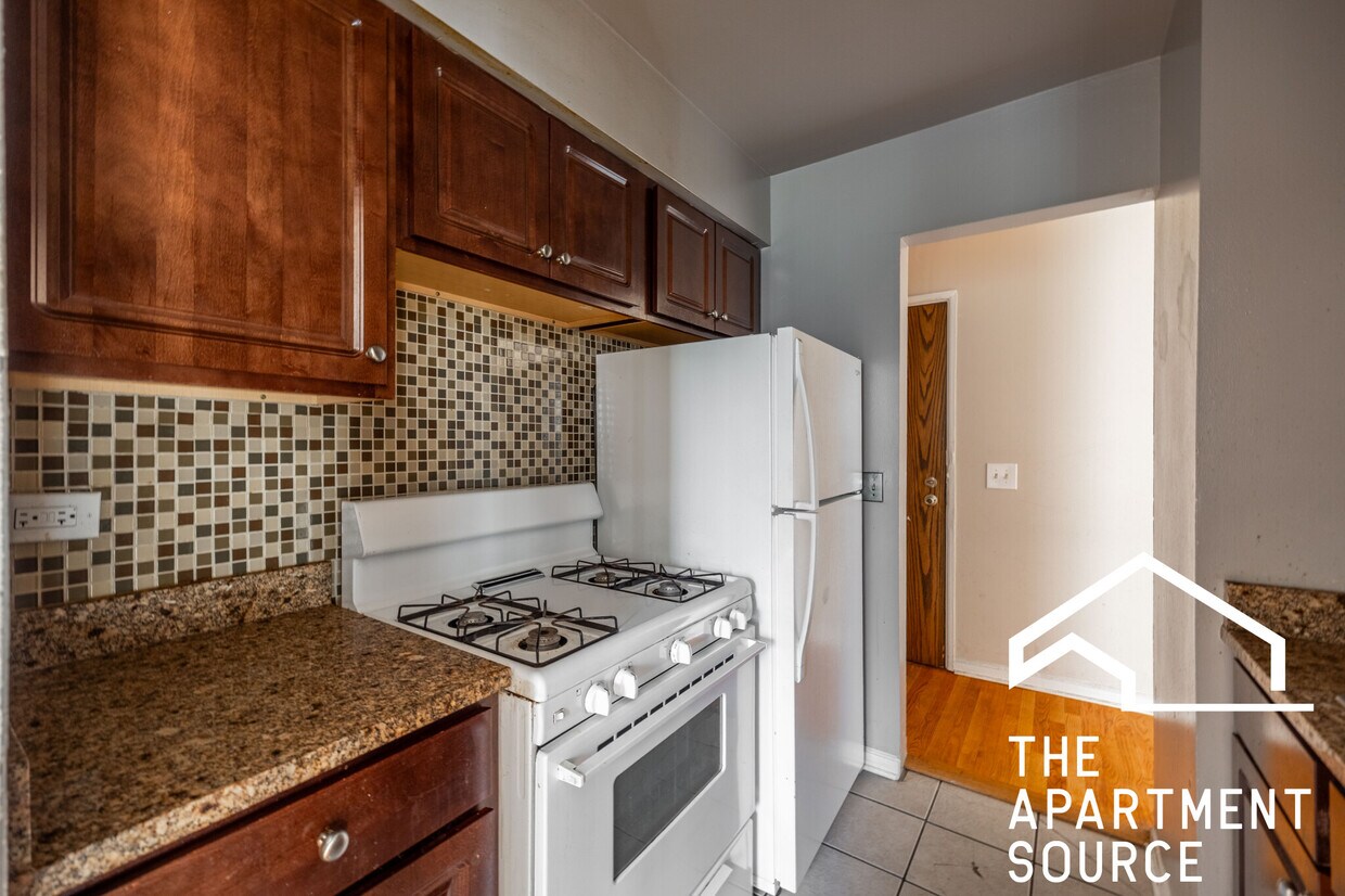 Foto principal - 5820 N Sheridan Rd