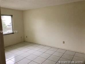 1 Br Bath Condo 7720 Camino Real For Rent In Miami Fl Building Photo 1 Br Bath Condo 7720 Camino Real