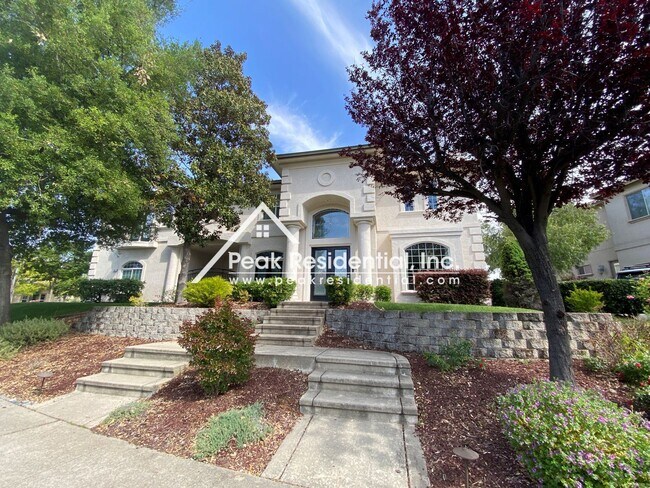 Building Photo - 4 br, 3.5 bath House - 154 Red Ridge Ct