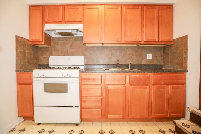 Foto del edificio - 4958 N Damen Ave