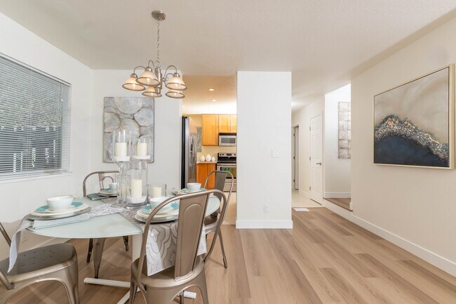 Foto del edificio - 49 Emery Bay Dr