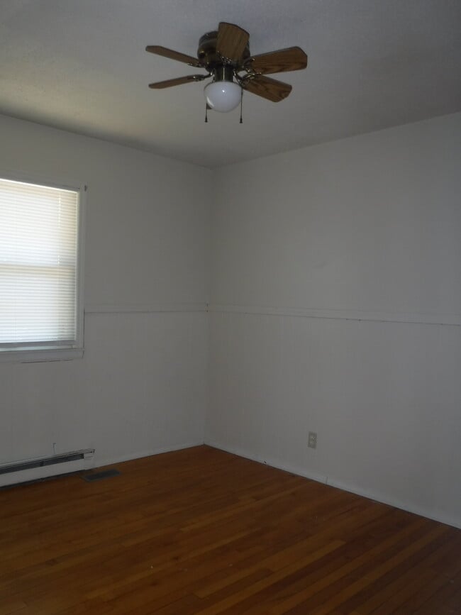 Dormitorio 506 E Pawnee - 506 E Pawnee St