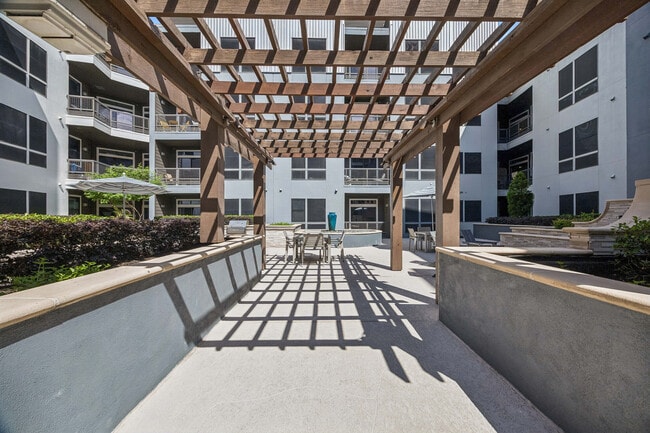 Foto del edificio - Aston Post Oak
