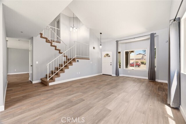 Foto del edificio - 16933 Farwell St