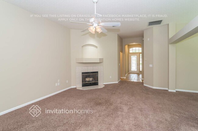 Foto del edificio - 752 Dewdrop Loop