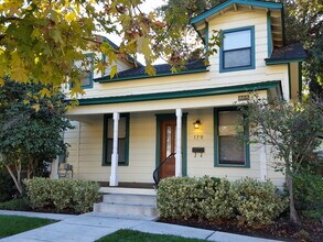 Building Photo - 179 E Lincoln Ave