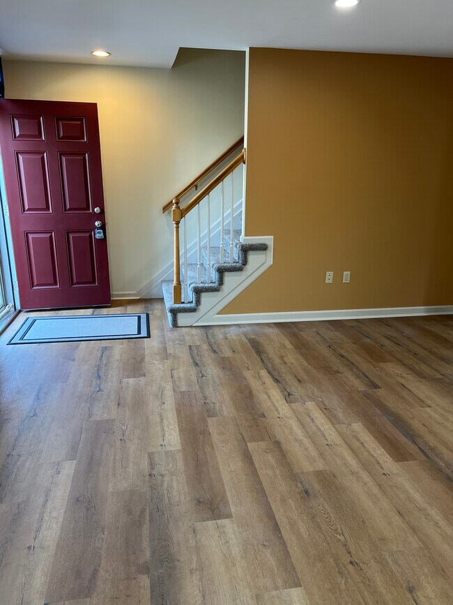 Foto del edificio - 1516 Tussey Ct