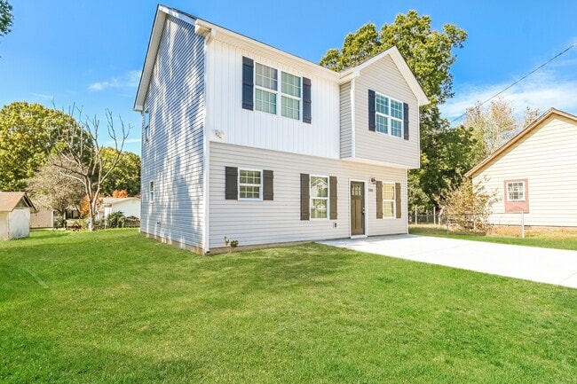 Foto del edificio - 7015 Plott Rd