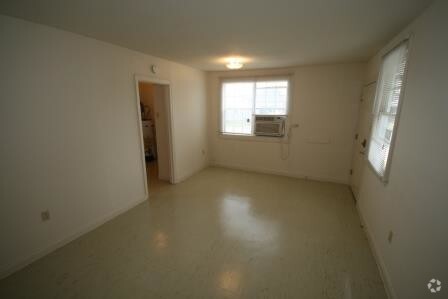 Building Photo - 2315 Rose Dr