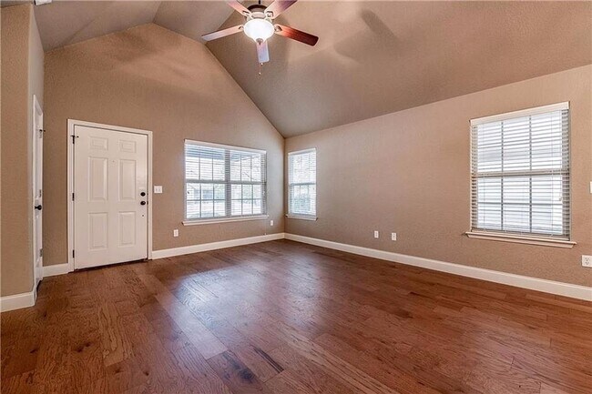 Building Photo - 3 Bedroom Home in Bentonville for Rent!