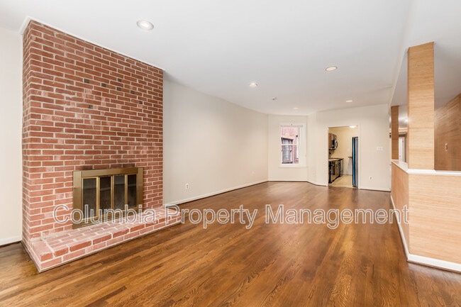 Building Photo - 127 11th St NE