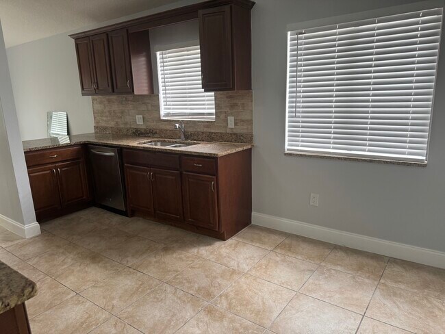 Building Photo - 1509 Springtime Loop