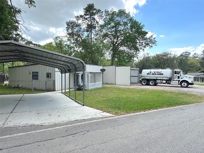 Building Photo - 218 Water Glen Dr