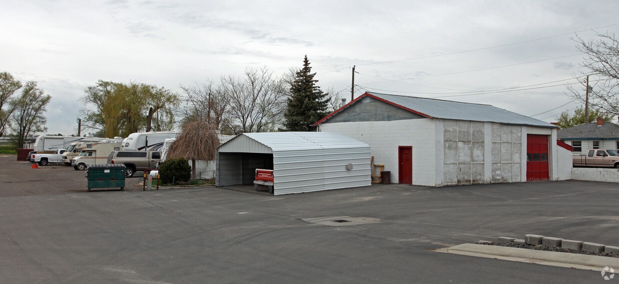 Building Photo - Curry Trailer Park