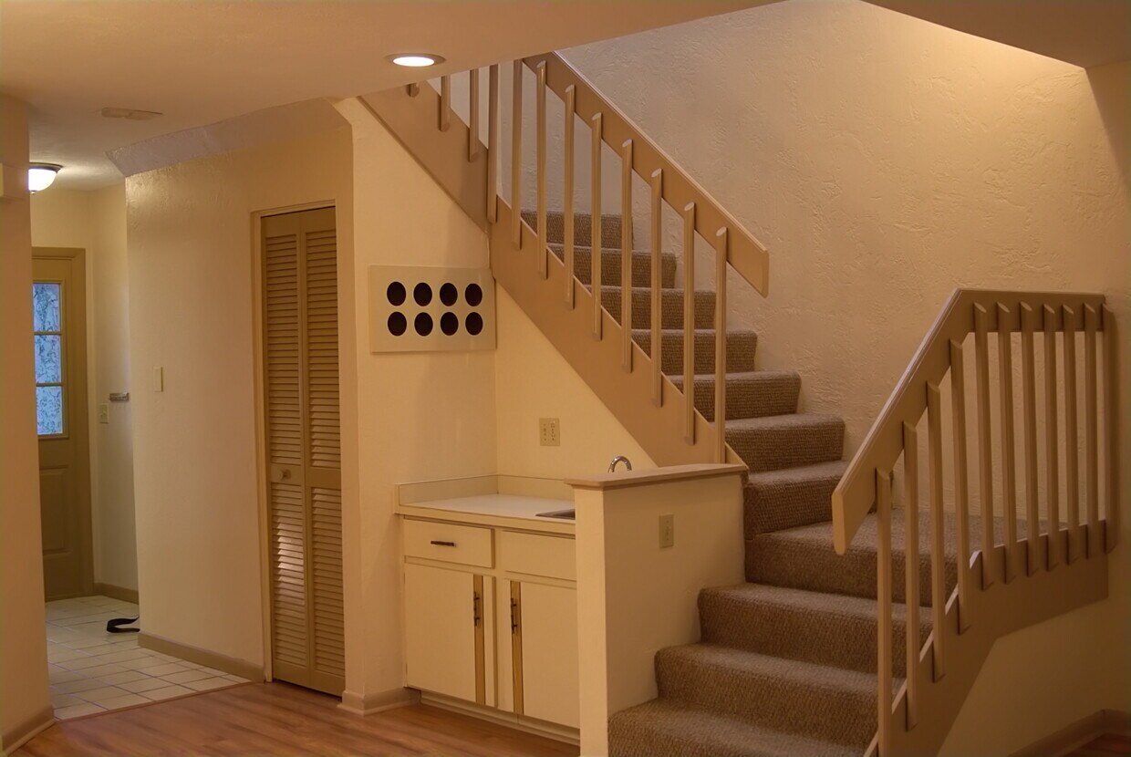 Wet Bar and Stairs - 200 Lemon Tree Ln