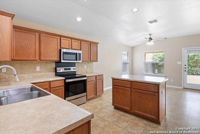 Building Photo - 11035 Caspian Spring