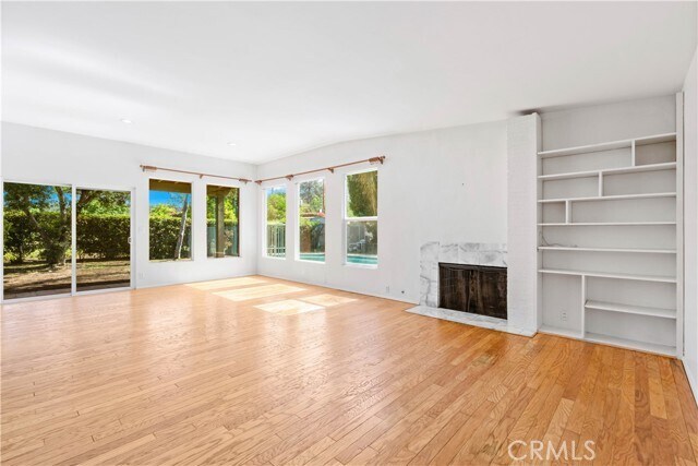 Building Photo - 1136 Highland Oaks Dr