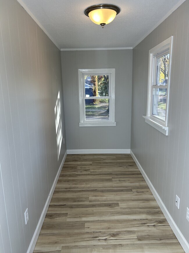 Foto del edificio - 2220 S 1st Ave