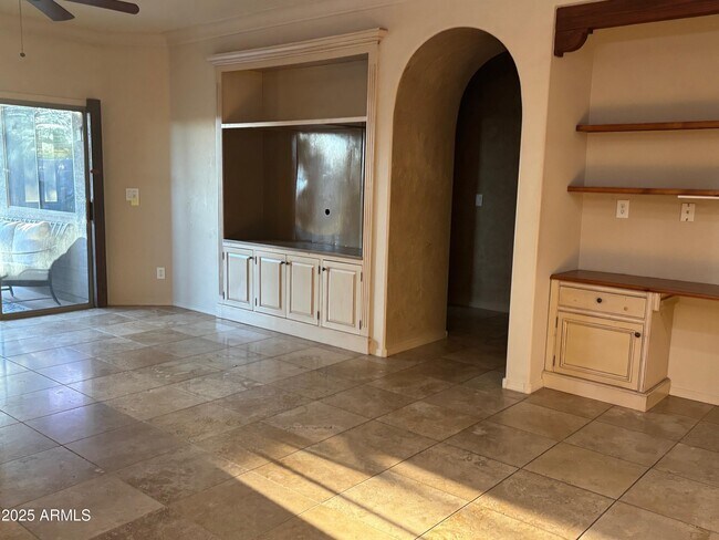 Building Photo - 39624 N Messner Way