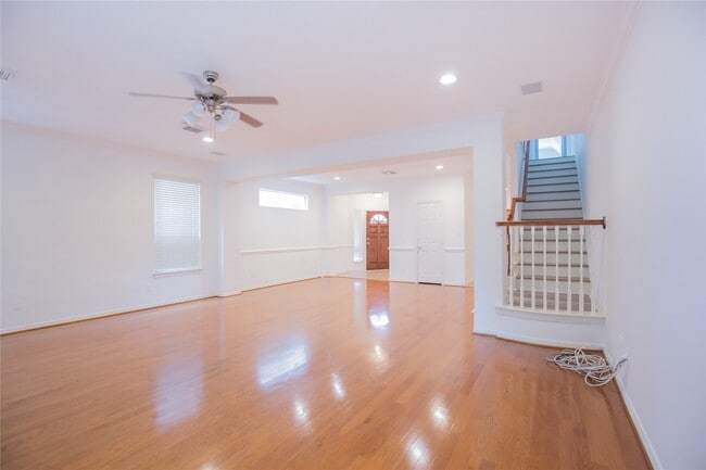 Foto del edificio - 5413 Kiam St