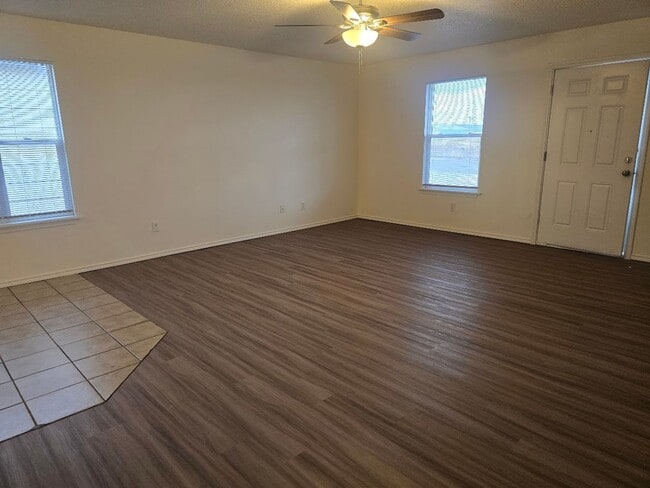 Building Photo - Updated and available now!