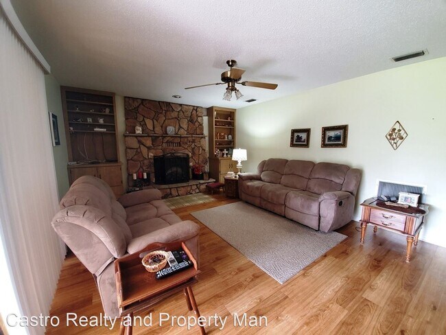 Building Photo - 3 br, 2 bath House - 1801 Eden Dr