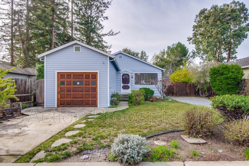 Foto principal - 1657 Latham St