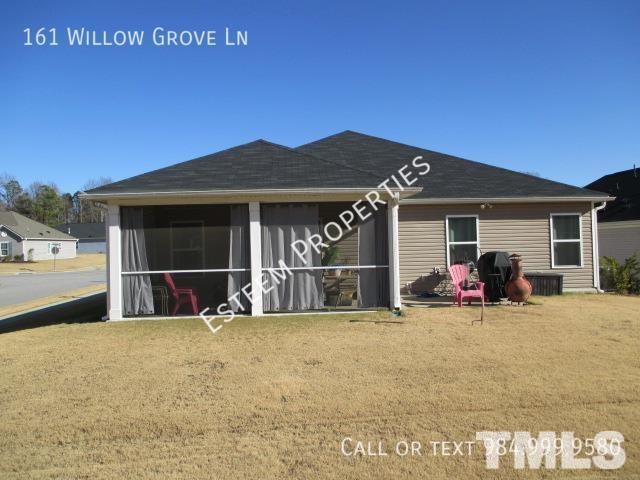 Foto del edificio - 161 Willow Grove Ln