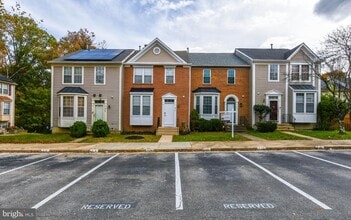 Building Photo - 915 Westlake Dr