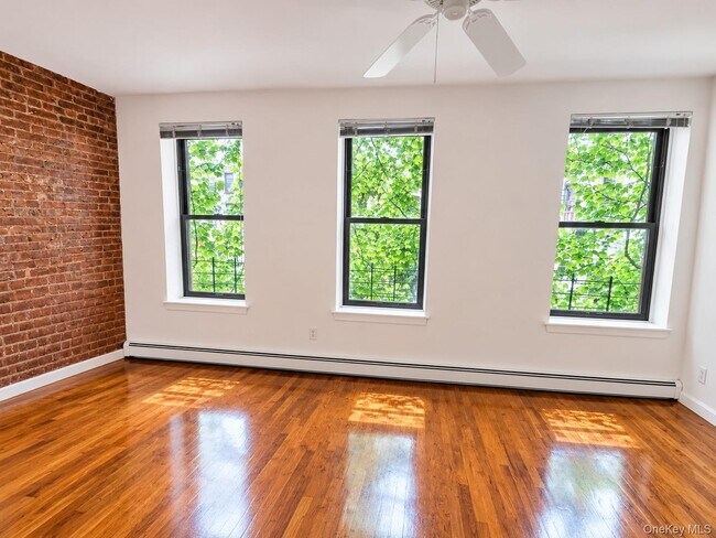 Foto del edificio - 164 W 122nd St