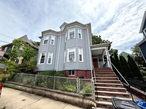 Building Photo - 79 Glenwood Rd