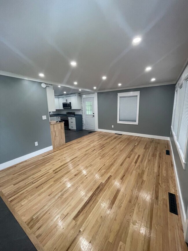 Foto del edificio - Available June!