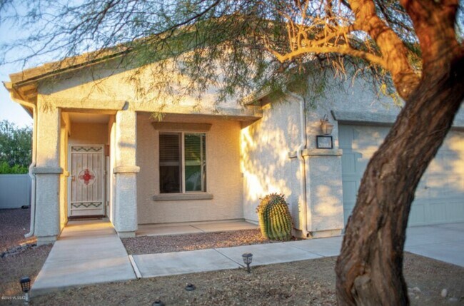 Building Photo - 20884 E Reunion Rd