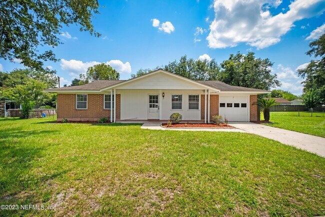 Foto del edificio - 736 Foxbriar Cove