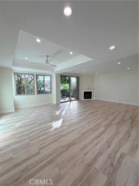 Foto del edificio - 705 Bay Hill Dr