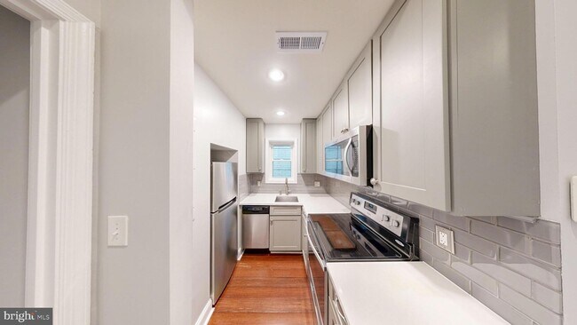 Foto del edificio - 1724 21st St NW
