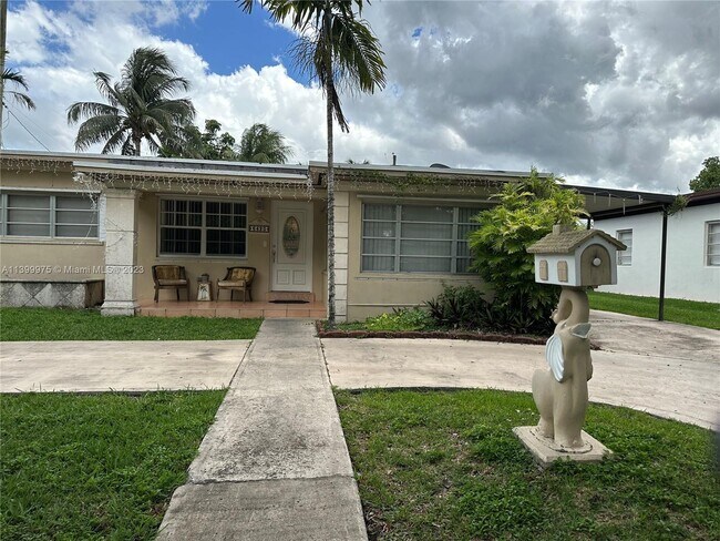 Foto del edificio - 6420 SW 18th Terrace