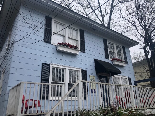 Foto del edificio - 206 Drexel Ave