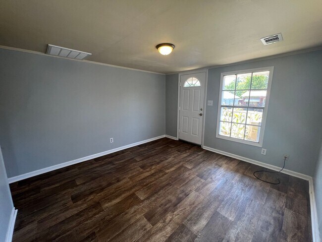 Building Photo - 2912 22nd Street Tuscaloosa, AL 35401