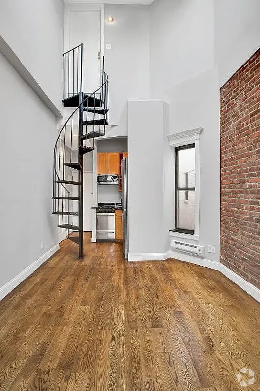 Building Photo - 44 Avenue B
