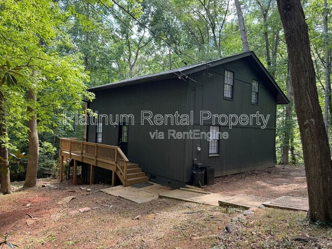 Building Photo - 8380 Lucas Creek Trl