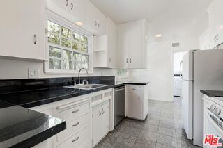 Foto del edificio - 11438 Berwick St